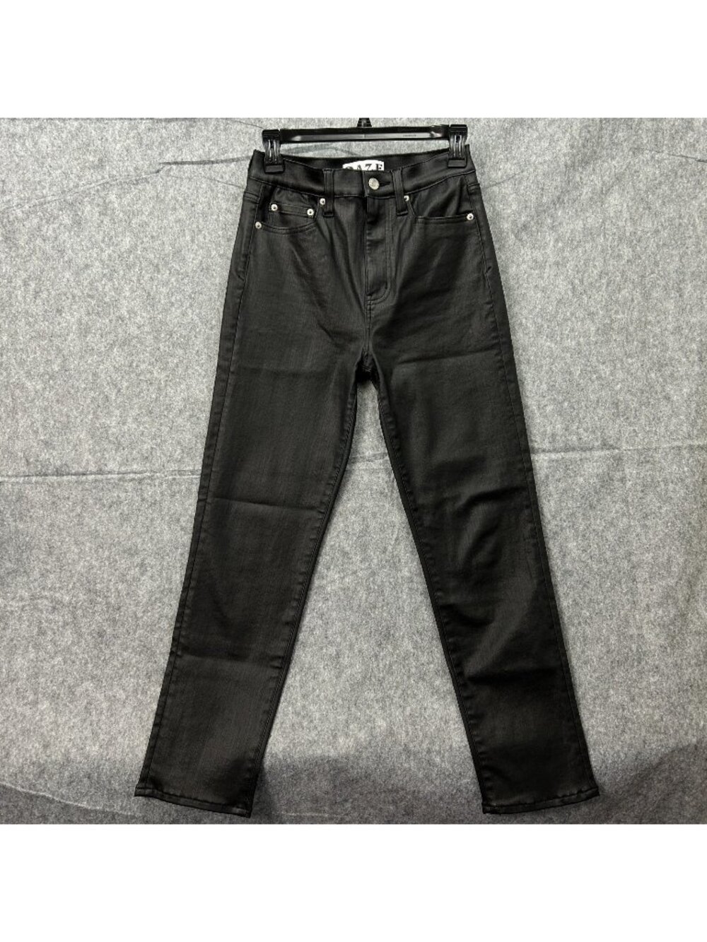 Daze Daily Driver Skinny Jeans Women's Size 26 Asphalt Coated Black Denim